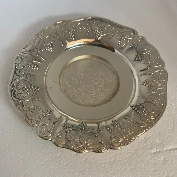 Candle holder, home accent - Picture 1 of 7